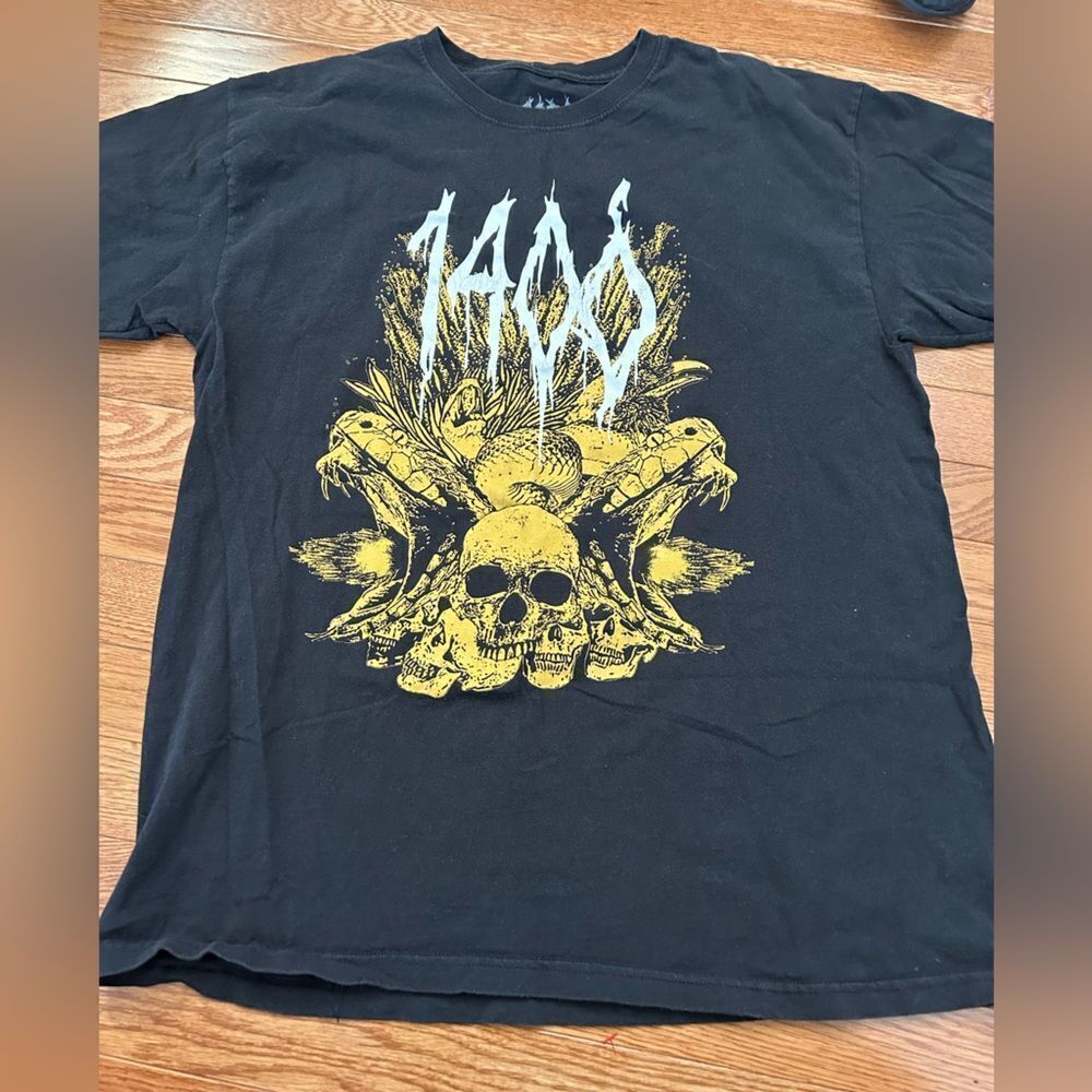 1400 Skeleton Skulls Snakes Tshirt
